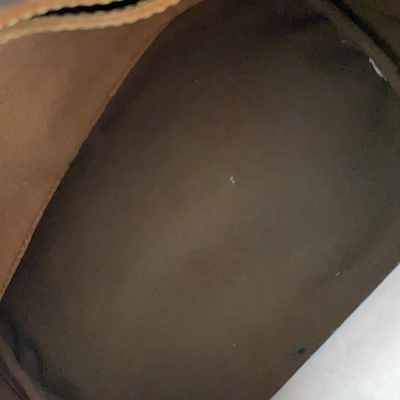 Louis Vuitton Monogram Speedy 30 - Picture 10 of 12